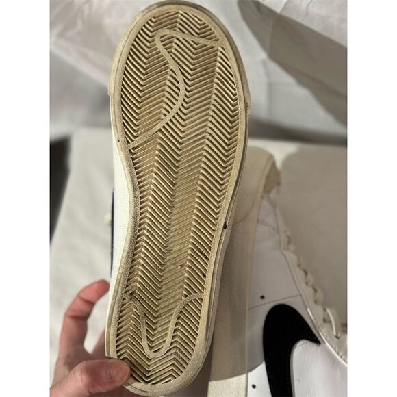 Nike Blazer Mid '77 Women’s Sneakers White/Black Size 7 Activewear Workout Gym - Picture 8 of 9